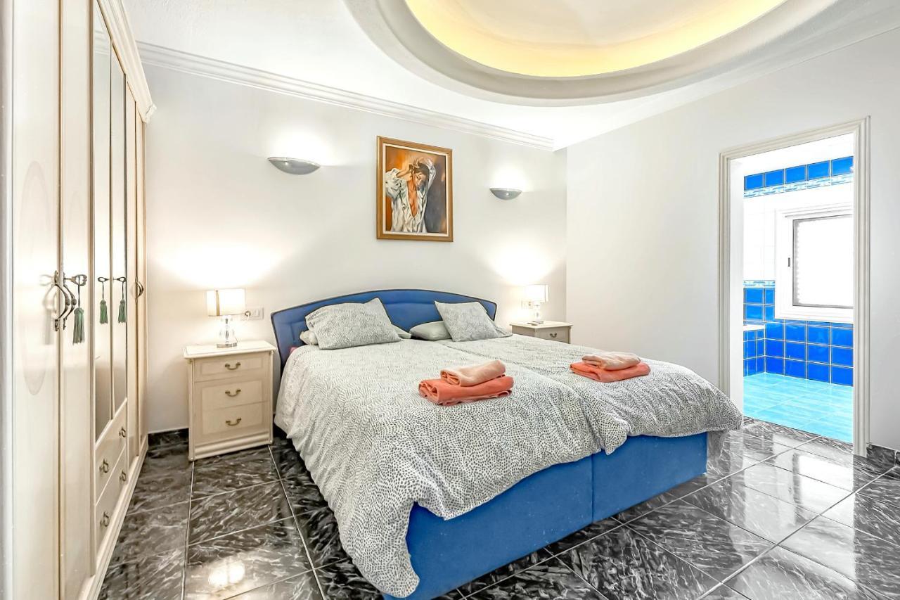 Villa Raquel With Private Pool And Sea View Los Menores Bagian luar foto
