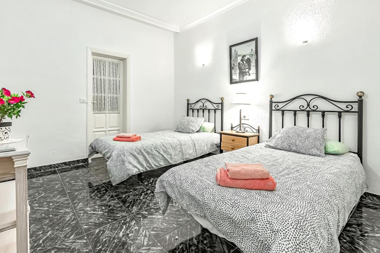 Villa Raquel With Private Pool And Sea View Los Menores Bagian luar foto