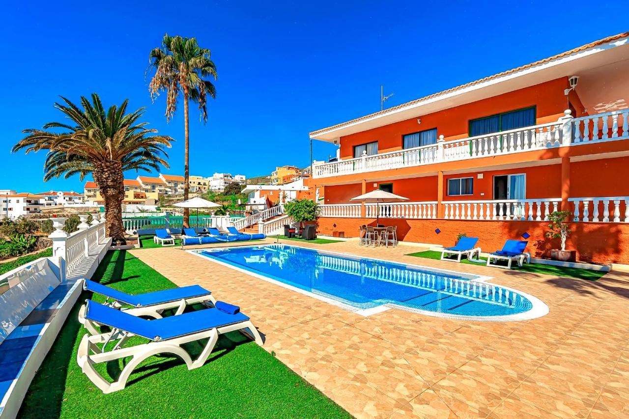 Villa Raquel With Private Pool And Sea View Los Menores Bagian luar foto