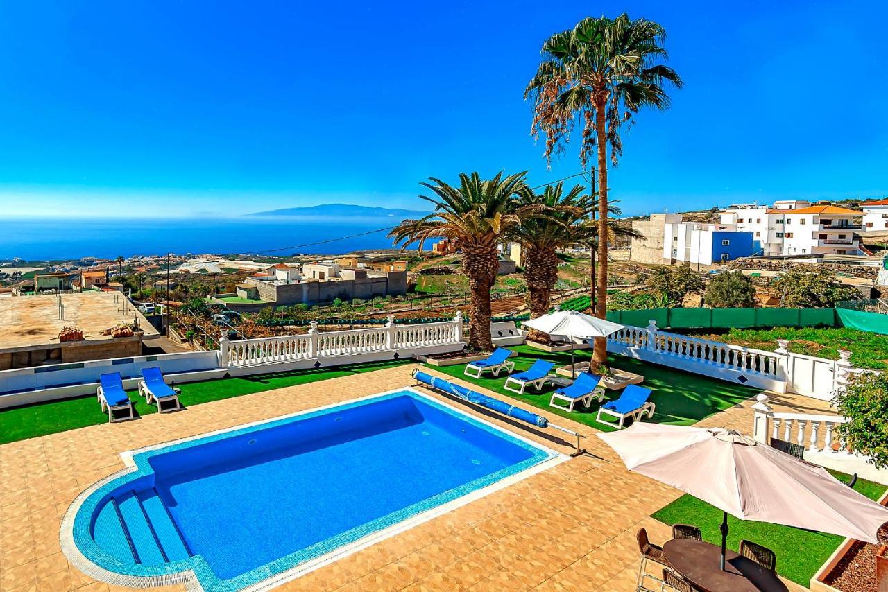 Villa Raquel With Private Pool And Sea View Los Menores Bagian luar foto